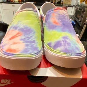 Nike slip on tie dye shoes